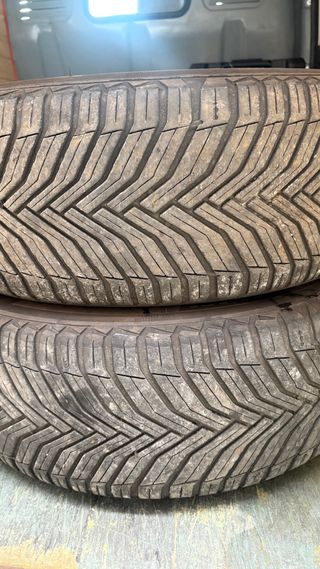 Neumáticos Michelin CrossClimate 2 215/60R16