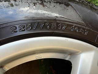 Ruedas A/T  225/70 R17 neumático y llanta