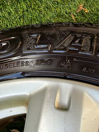 Ruedas A/T  225/70 R17 neumático y llanta