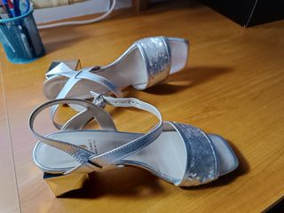 Sandalias Plata Joya Tacon Geométrico