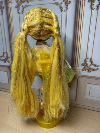 Muñeca Rainbow High