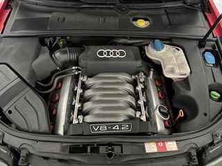 Audi S4 Manual - 4.2 V8 - 344CV - Quattro