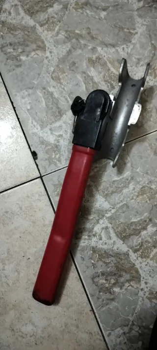 Antirrobo volante con llaves