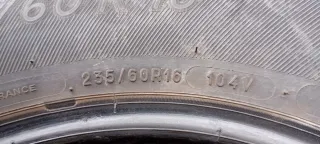 Michelin 235/60/16/104v Neumático