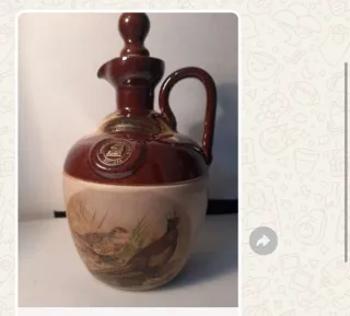 Bottiglia di whisky Rutherford's con design in ceramica e manico