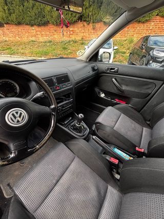 Volkswagen Golf 4 1.6 gasolina