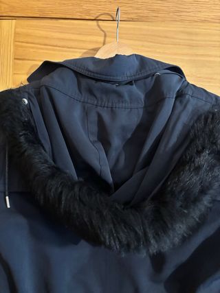 Parka Massimo Dutti azul marino. S. Impecable!