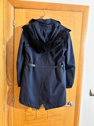 Parka Massimo Dutti azul marino. S. Impecable!