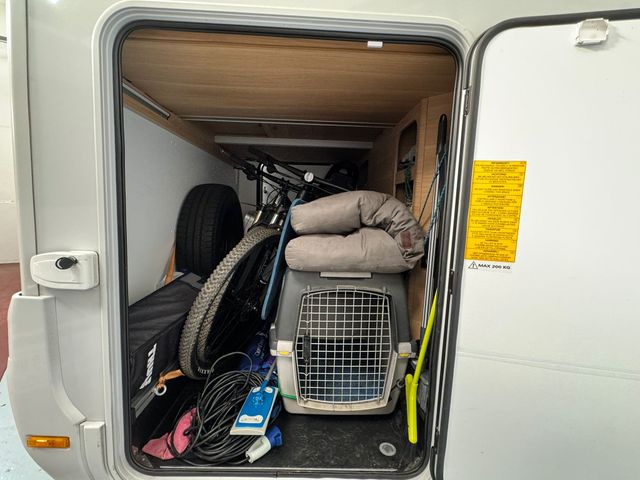 ADRIA CORAL XL 660 SL