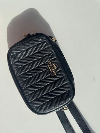 Riñonera Coach Negra Acolchada como nuevo