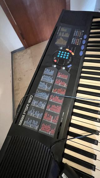Teclado Yamaha PSR-180