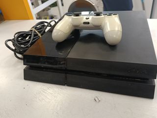 CONSOLA PS4 FAT 500GB + MANDO SONY BIANCO