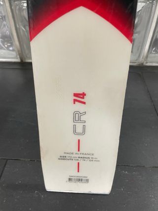 Esquís Dynastar con fijaciones LOOK