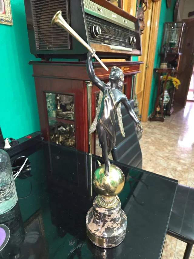 Escultura SOHER Ángel con Trompeta