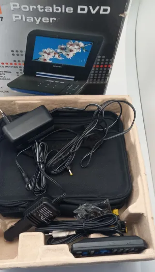 Reproductor DVD Portátil Sunstech DL-PM717