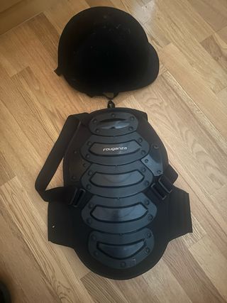 Casco y peto equitación infantil