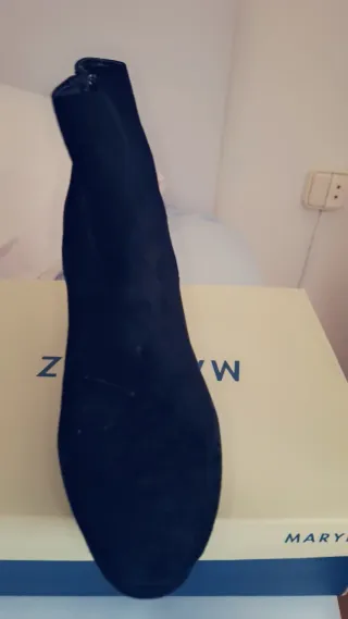 Botín media caña negro