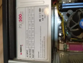 PC con 2 monitor, TV e stampante