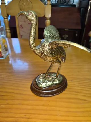 Figura bronce avestruz