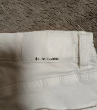 Pantalón Flare Blanco Stradivarius Elástico