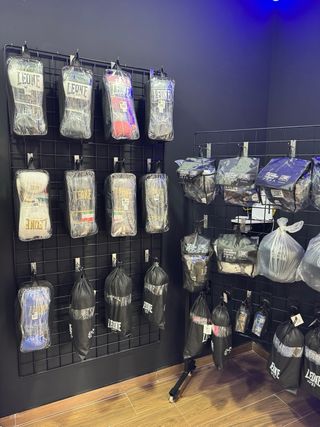 Material deportes de contacto Leone