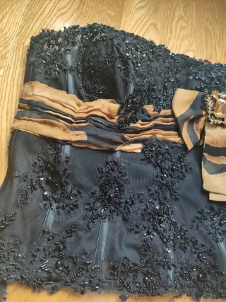 Conjunto Fiesta Corse y Falda Larga Negro/Oro