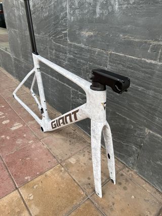 Cuadro Giant Propel Advanced Pro Talla M 2024