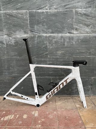 Cuadro Giant Propel Advanced Pro Talla M 2024