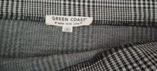 Minifalda de cuadros con bordado floral