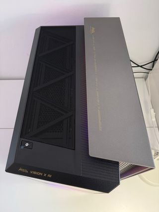 MSI MEG VISION X AI RTX 5090 Nuevo 3 Años Garantía