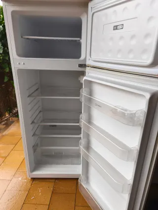 Funciona perfectamente, Nevera Frigorífico Indesi