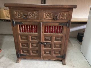 Mueble Castellano Madera y Metal