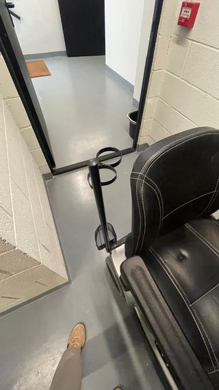 Scooter Invacare Leo 4 ruedas. Muy poco usada.