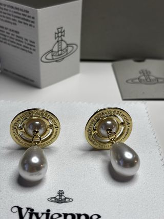 Pendientes Vivienne Westwood Saturno Dorados