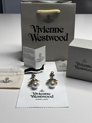 Pendientes Vivienne Westwood Saturno Dorados
