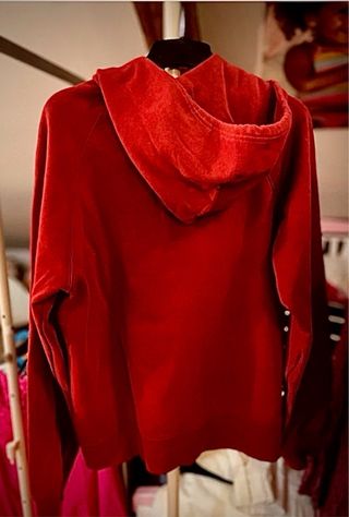 Sudadera Pull&Bear con Parche Real Skateboards