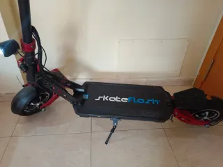 Patinete Eléctrico Vaka con Luz CATEYE