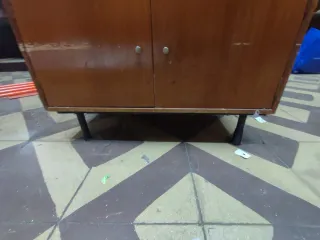 Mueble expositor antiguo cremalleras madera