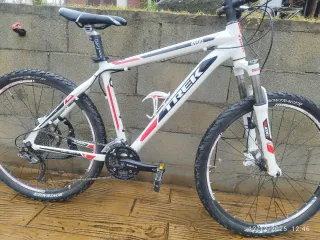 Bicicleta Trek 4900 Montagna