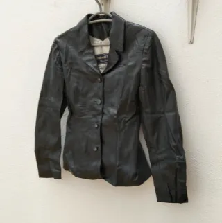 Chaqueta de cuero L Minority Negra