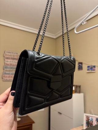 Bolso negro sin estrenar