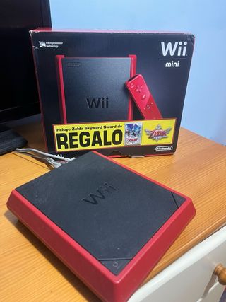 Nintendo Wii Mini Rossa con Scatola Originale + Giochi