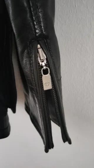 Cazadora de cuero negro-Caramelo