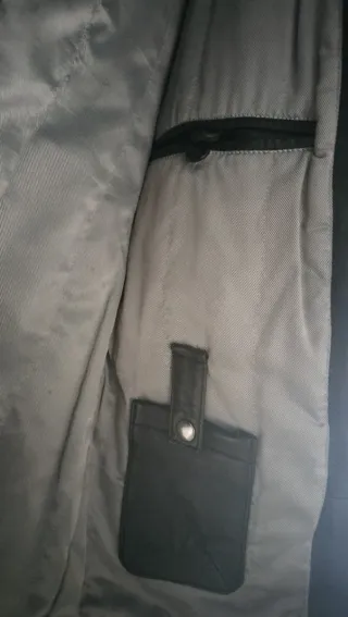 Cazadora de cuero negro-Caramelo