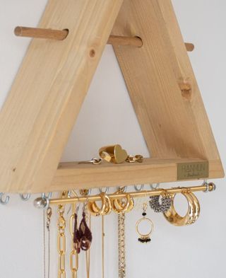 Joyero Hannun Triángulo Madera