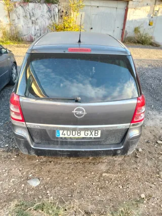 Opel Zafira 2010