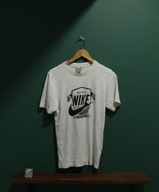 camiseta Nike Beaverton camiseta 1972 Running Co.