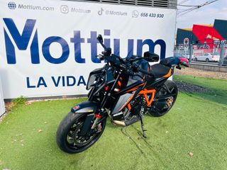 KTM 1390 SUPER DUKE R