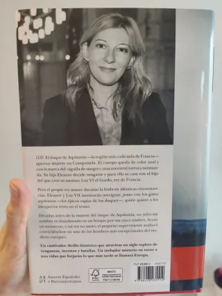 Libro Aquitania de Eva García Sáez de Urturi