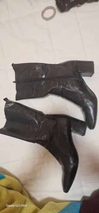 Botines negros tacón ancho talla 38
